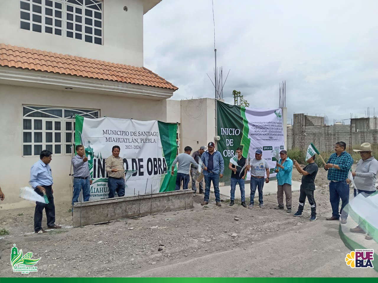 🚧Construcción de guarniciones y banquetas en la calle Durango🚧